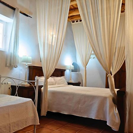 Villa Can Mestreso Suite Ibiza サン・ホアン・デ・ラブリチャ エクステリア 写真