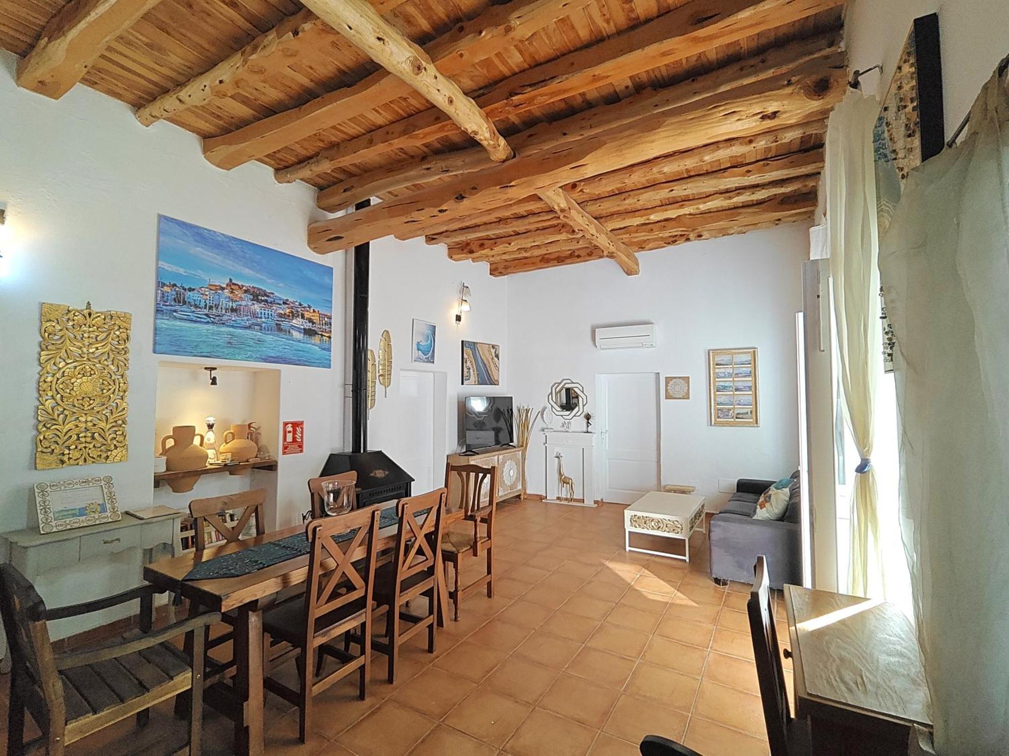 Villa Can Mestreso Suite Ibiza サン・ホアン・デ・ラブリチャ エクステリア 写真