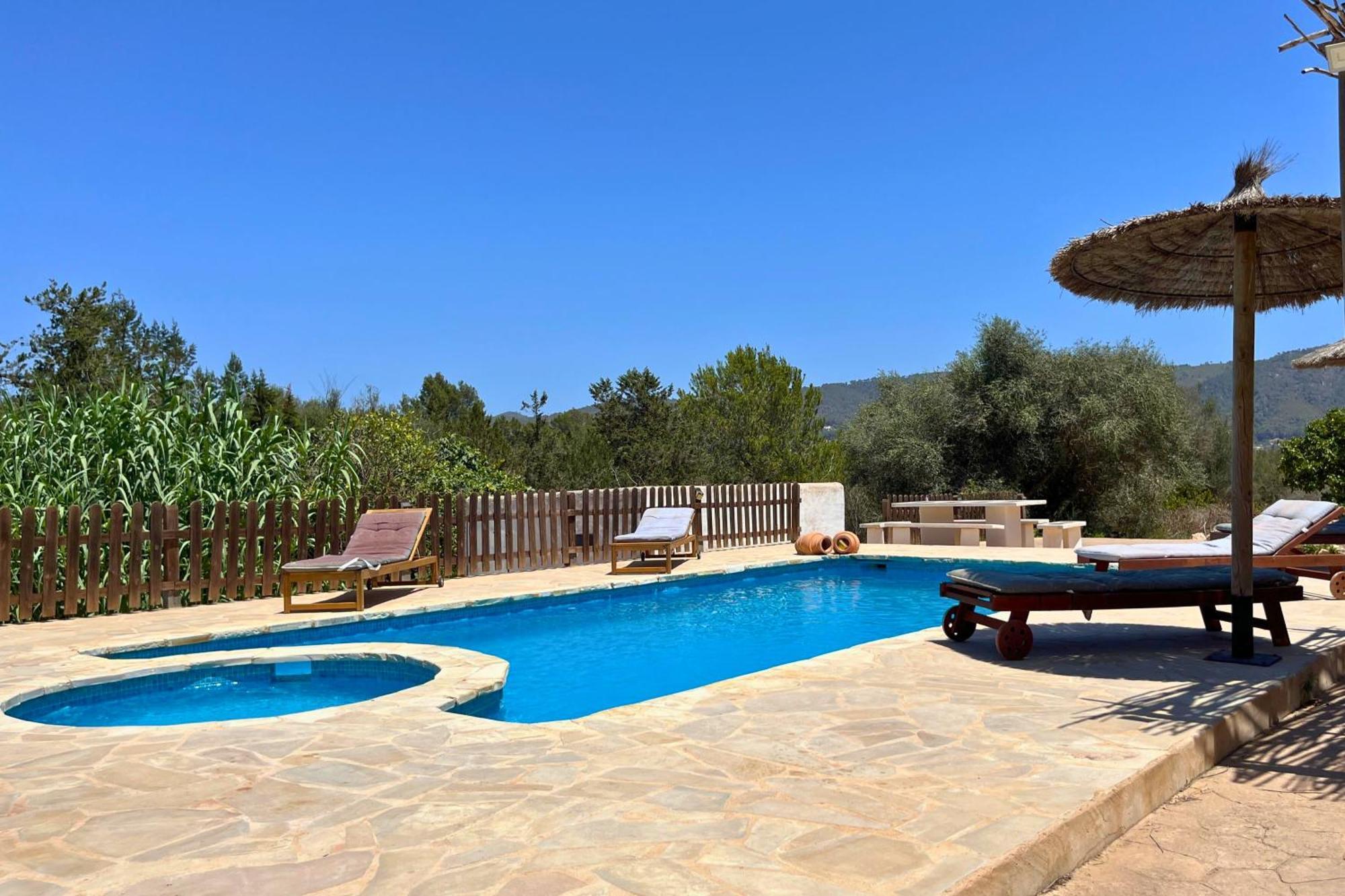 Villa Can Mestreso Suite Ibiza サン・ホアン・デ・ラブリチャ エクステリア 写真