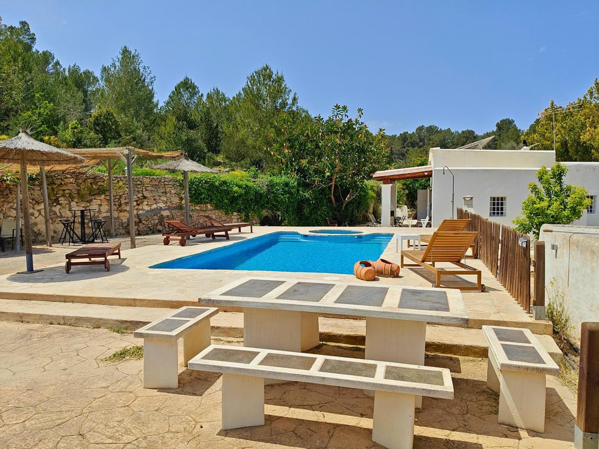 Villa Can Mestreso Suite Ibiza サン・ホアン・デ・ラブリチャ エクステリア 写真